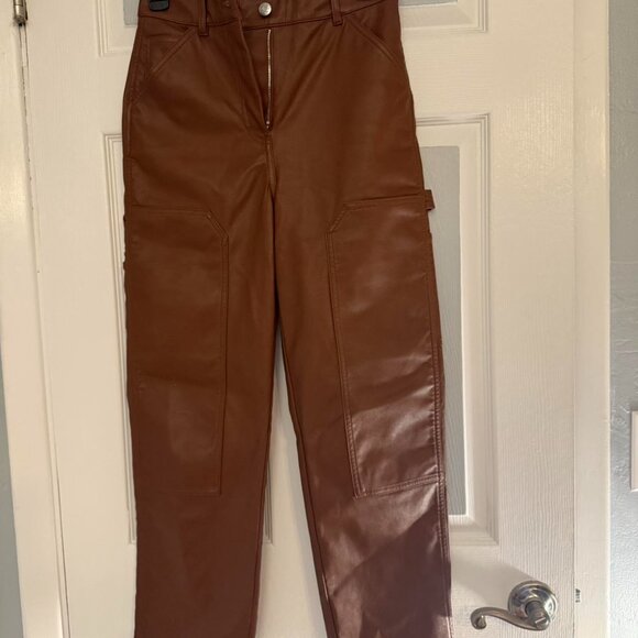 Aritzia X Wilfred vegan leather pants , excellent condition . Size 2 Stock photo - Picture 2 of 5